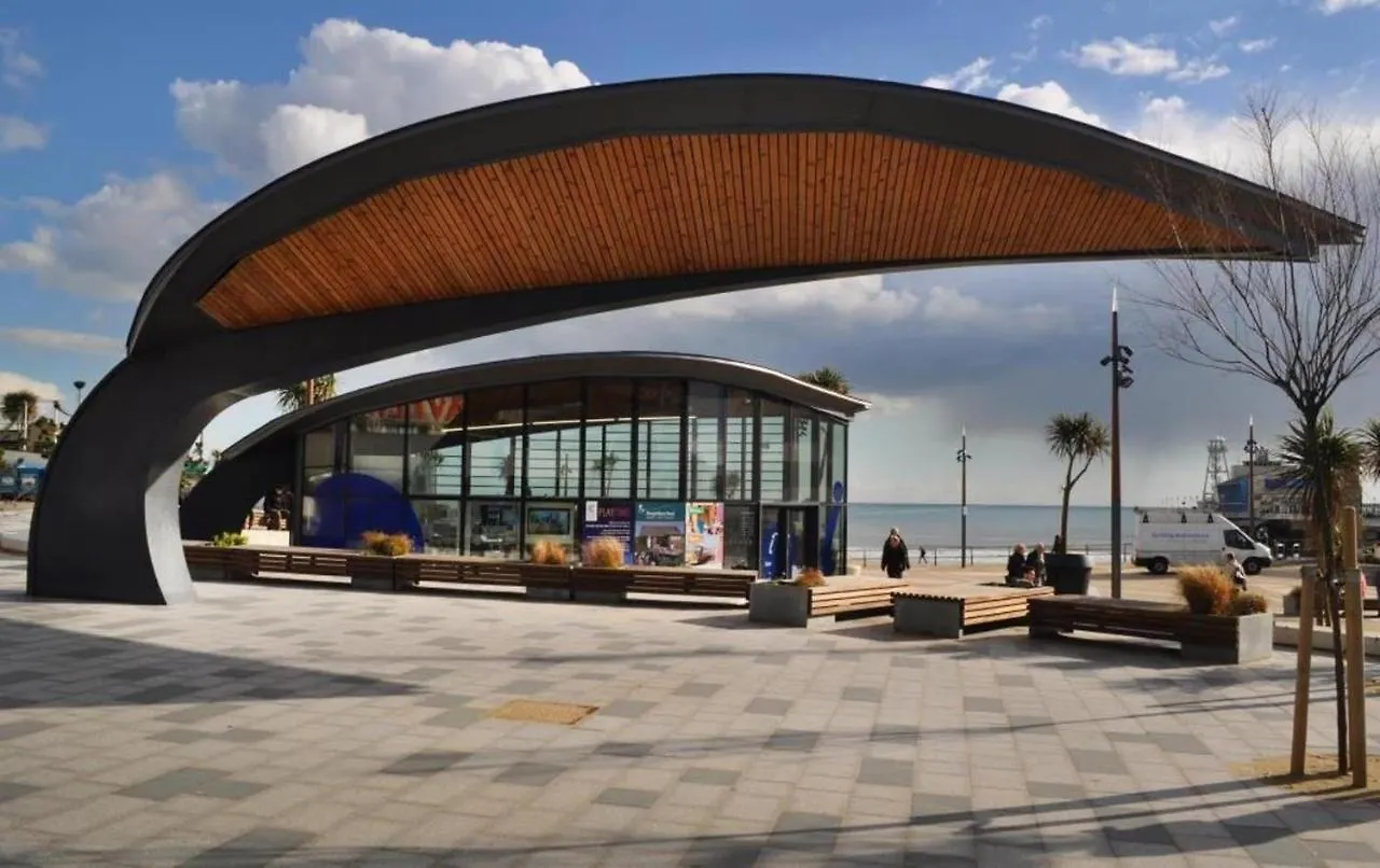 Bournecoast: Modern Flat Close To Beaches - Fm8387 Bournemouth Apartment